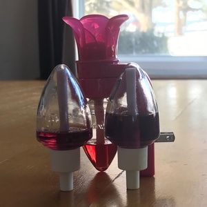 🔸3/30$!! Pink Wallflower Plug In And TWO Partial Plug Ins